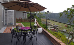 Parasol Shop Malaysia
Discover premium outdoor shading at DeconDesigns, a leading Parasol Shop in Malaysia. Our collection features high-quality parasols designed for durability, style, and practicality. Ideal for gardens, patios, poolside areas, resorts, cafes, and hotels, these parasols withstand Malaysia’s tropical sun, rain, and occasional wind. Available in a range of sizes, shapes, and colors, they create inviting shaded spaces while enhancing the aesthetics of any outdoor environment. Easy to operate, adjust, and maintain, our parasols offer reliable sun and rain protection for residential and commercial spaces alike. DeconDesigns’ Parasol Shop in Malaysia provides premium, long-lasting, and stylish shading solutions for every outdoor need.
please visit our website at www.decondesigns.com  or contact us via WhatsApp at ++60167960331