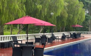 Outdoor Umbrella Near Me
Looking for “Outdoor Umbrella Near Me” in Malaysia? DeconDesigns brings high-quality, stylish, and durable outdoor umbrellas directly to your neighborhood. Perfect for gardens, patios, poolside areas, cafes, and hotels, our umbrellas provide excellent sun protection and comfort. Crafted from robust materials, they are designed to withstand Malaysia’s tropical sun, rain, and occasional wind. Available in various sizes, shapes, and colors, our umbrellas seamlessly complement any outdoor setting. Easy to install, adjust, and maintain, they create shaded spaces for relaxation, gatherings, or business use. Whether you are a homeowner or a business owner, DeconDesigns offers nearby access to premium outdoor umbrellas that combine elegance, durability, and functionality. Find the perfect outdoor umbrella near you in Malaysia and enjoy comfort and style wherever you need it.
