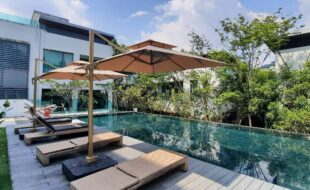Outdoor Garden Umbrella
DeconDesigns’ Outdoor Garden Umbrellas bring elegance and functionality to any garden or outdoor space. Designed for homes, cafes, hotels, and resorts, these umbrellas offer superior shade and sun protection. Made with durable, weather-resistant fabrics and strong frames, they withstand Malaysia’s tropical climate, including intense sun, rain, and wind. Available in various sizes, colors, and shapes, they complement any outdoor décor, creating inviting and comfortable spaces for relaxation or entertaining guests. Easy to operate, tilt, and maintain, our Outdoor Garden Umbrellas provide practical and stylish shading solutions. With DeconDesigns, you enjoy premium-quality umbrellas that combine durability, elegance, and functionality for long-lasting outdoor comfort in Malaysia.
please visit our website at www.decondesigns.com  or contact us via WhatsApp at +60167960331